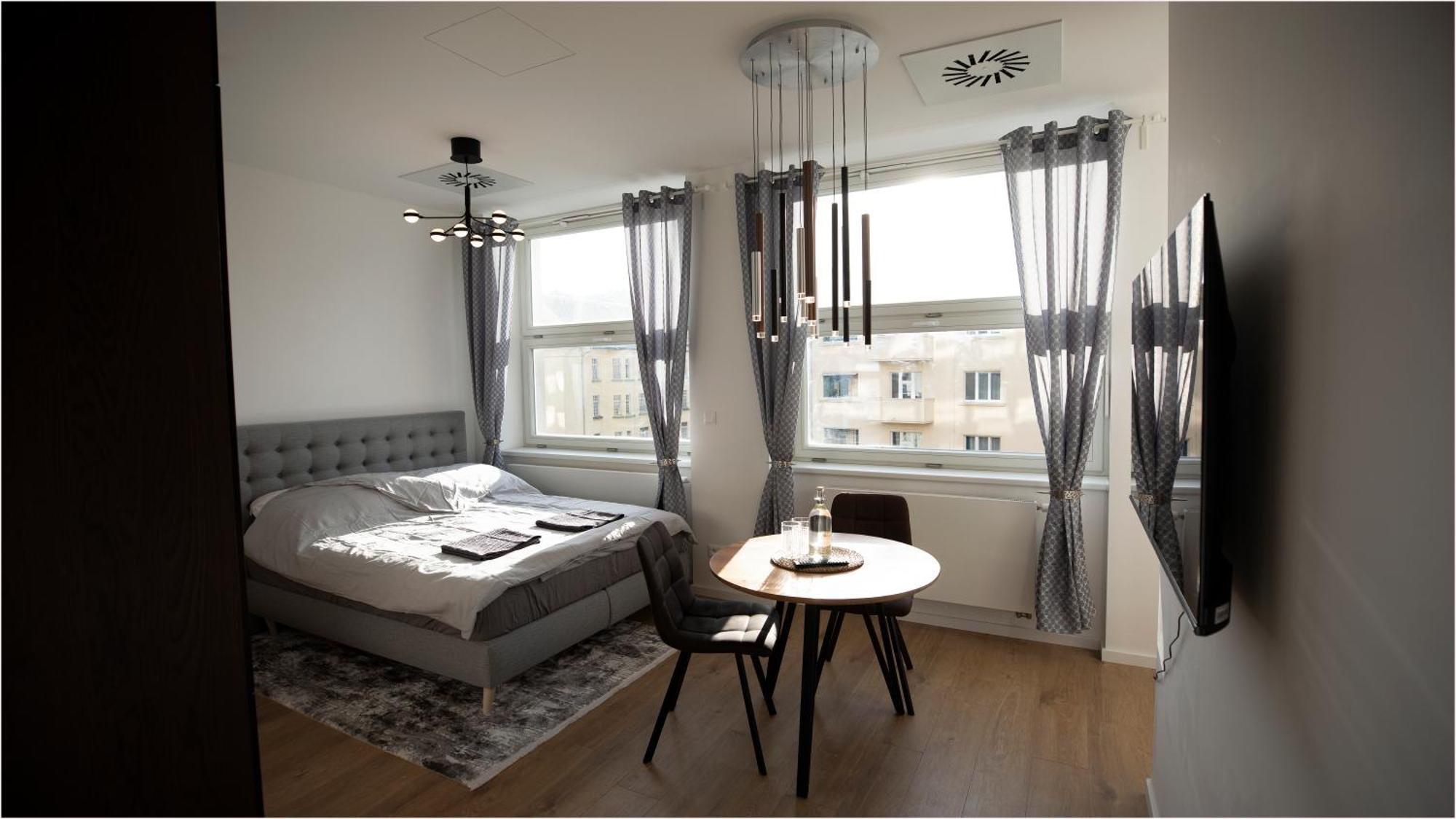 Luxury Apartment In City Centrum By Ota Group Братислава Экстерьер фото
