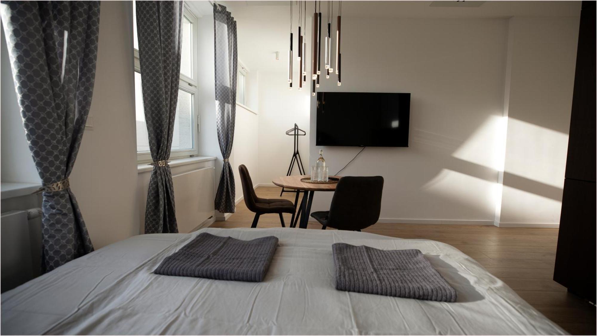 Luxury Apartment In City Centrum By Ota Group Братислава Экстерьер фото